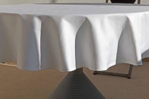 Tischdecke weiß rund 100% BW mercerisiert 205g/qm 240cm dia