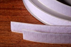 VELCRO® Klettband Flauschteil weiß selbstklebend 25m/Rolle 20mm